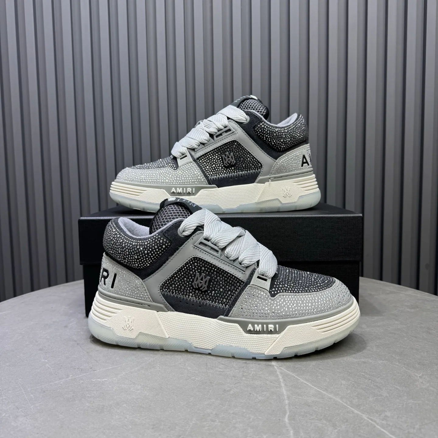Men's shoes 💰760💰 AMIRI AMIRI fashion brand hot sale 🔥 Available all year round, couples 💑 Official website synchronization Imported fabrics 1⃣️ vs 1⃣️ replica, original factory special original sole, 35-45 (45. non-refundable)